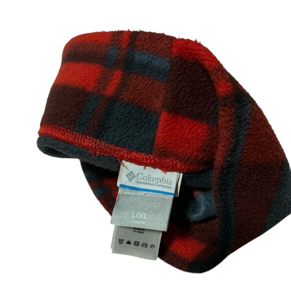 Columbia Fleece Beanie - Red and Grey Plaid - L/XL - Picture 2 of 2